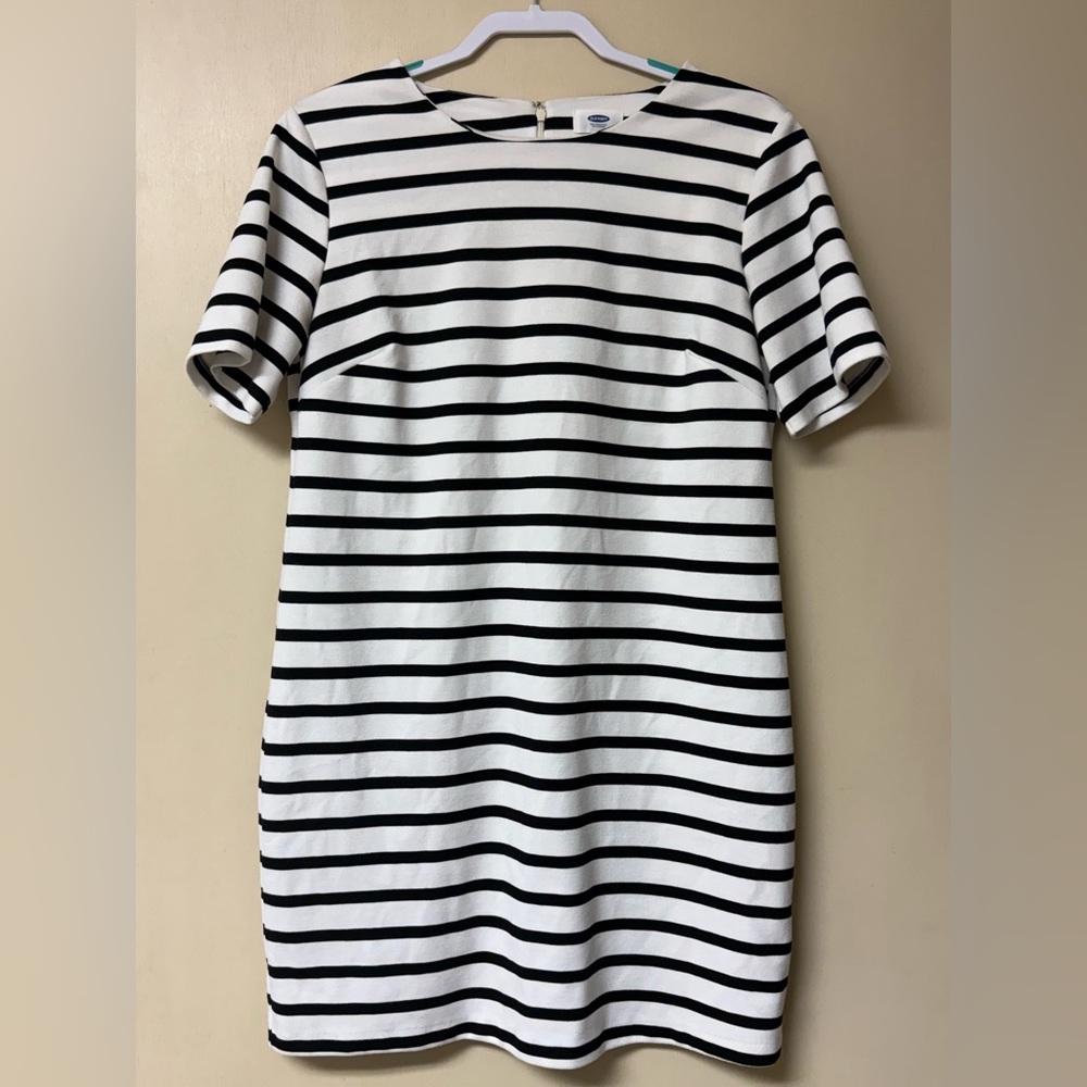 Old Navy - Classic Striped Midi Dress